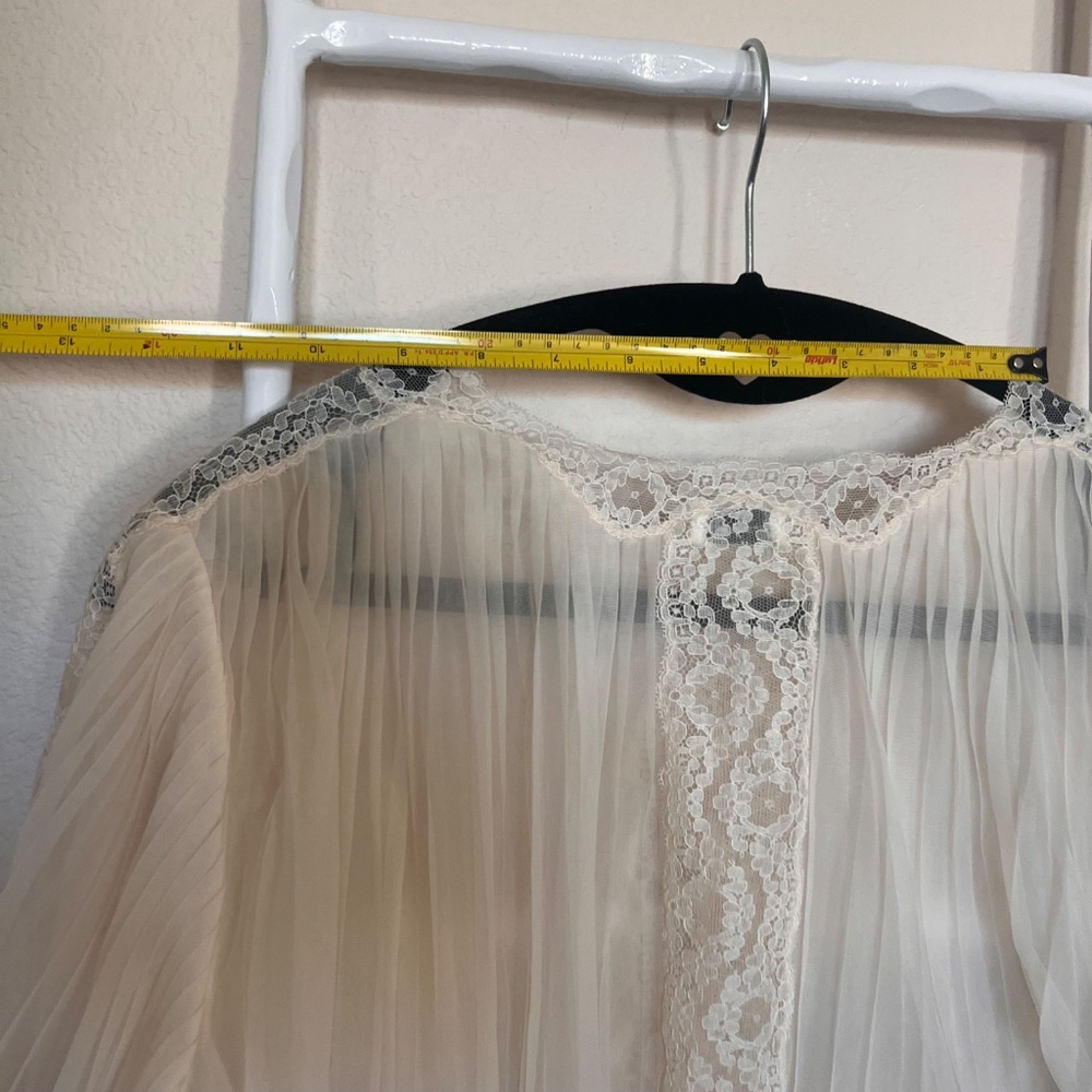 Vintage Christian Dior Lace Bed Jacket Sheer Peignoir Top Romantic Bridal 70s 80 - Picture 5 of 16